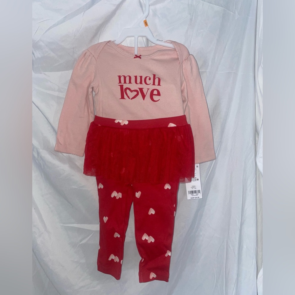 Carters 2 piece Valentine outfit 12 months.